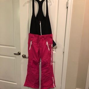 Oakley Women’s Snowboarding pant with Bibb